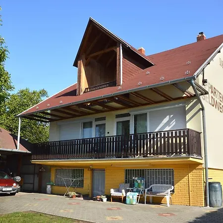 Benedekne Haza Lejlighed Gyenesdiás