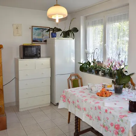 Benedekne Haza Lejlighed Gyenesdiás